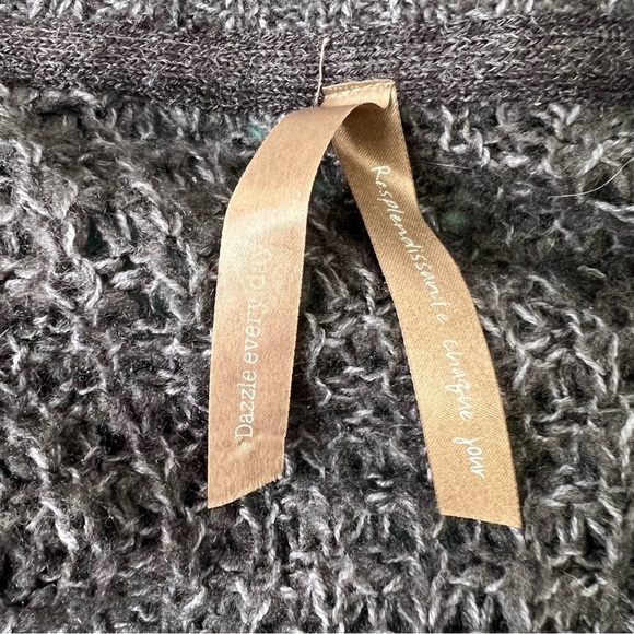 Pennington's Grey Faux Wrap Knit Sweater Size X - Picture 10 of 12